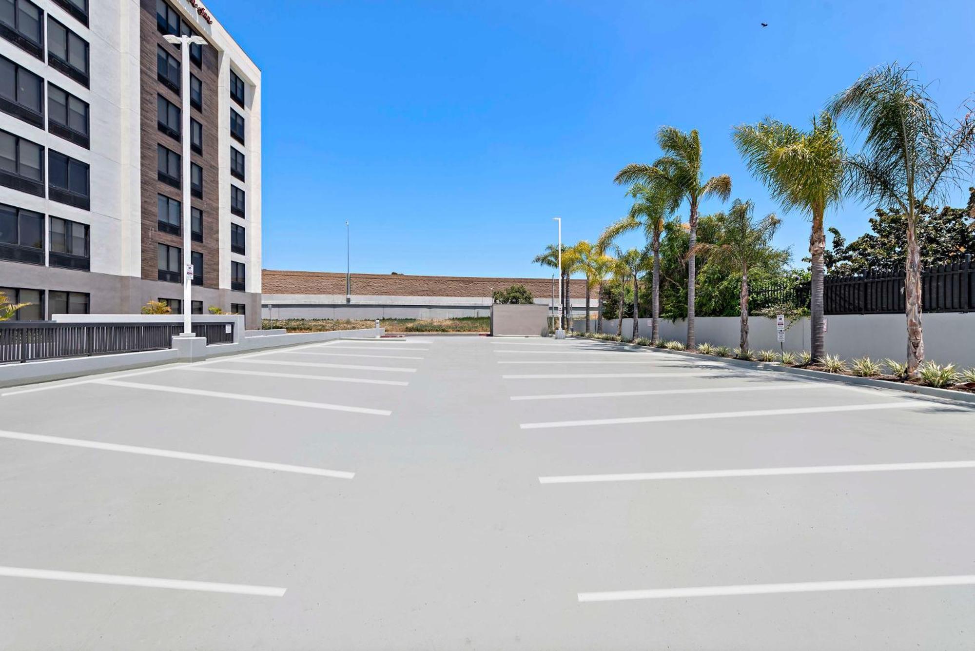 Hampton Inn Los Angeles Airport Lennox Eksteriør billede
