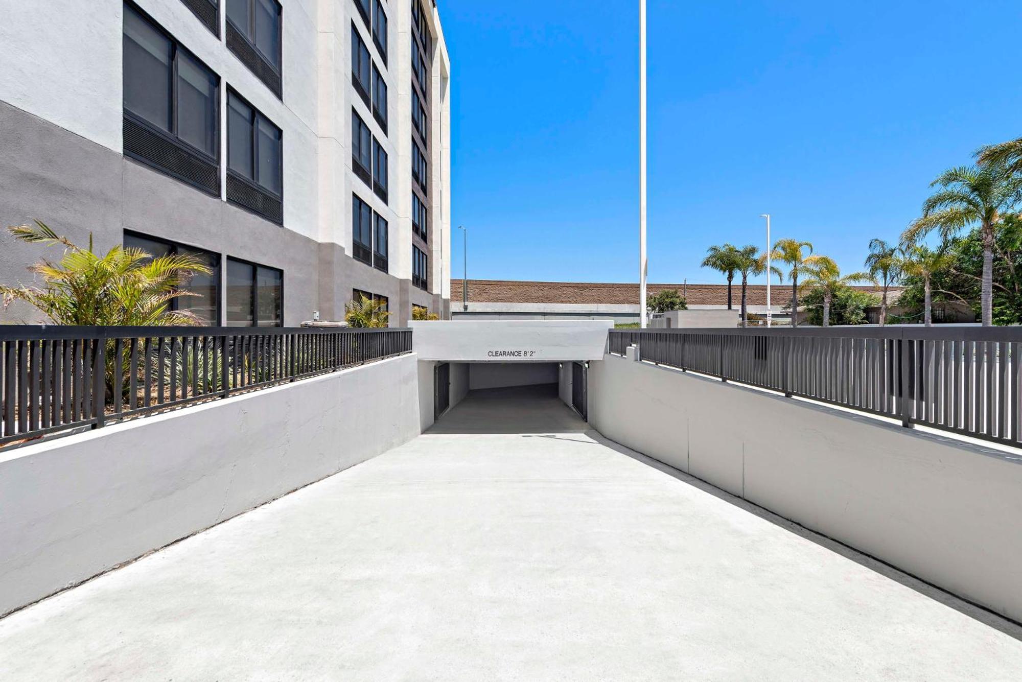 Hampton Inn Los Angeles Airport Lennox Eksteriør billede